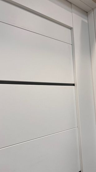 Межкомнатная дверь  